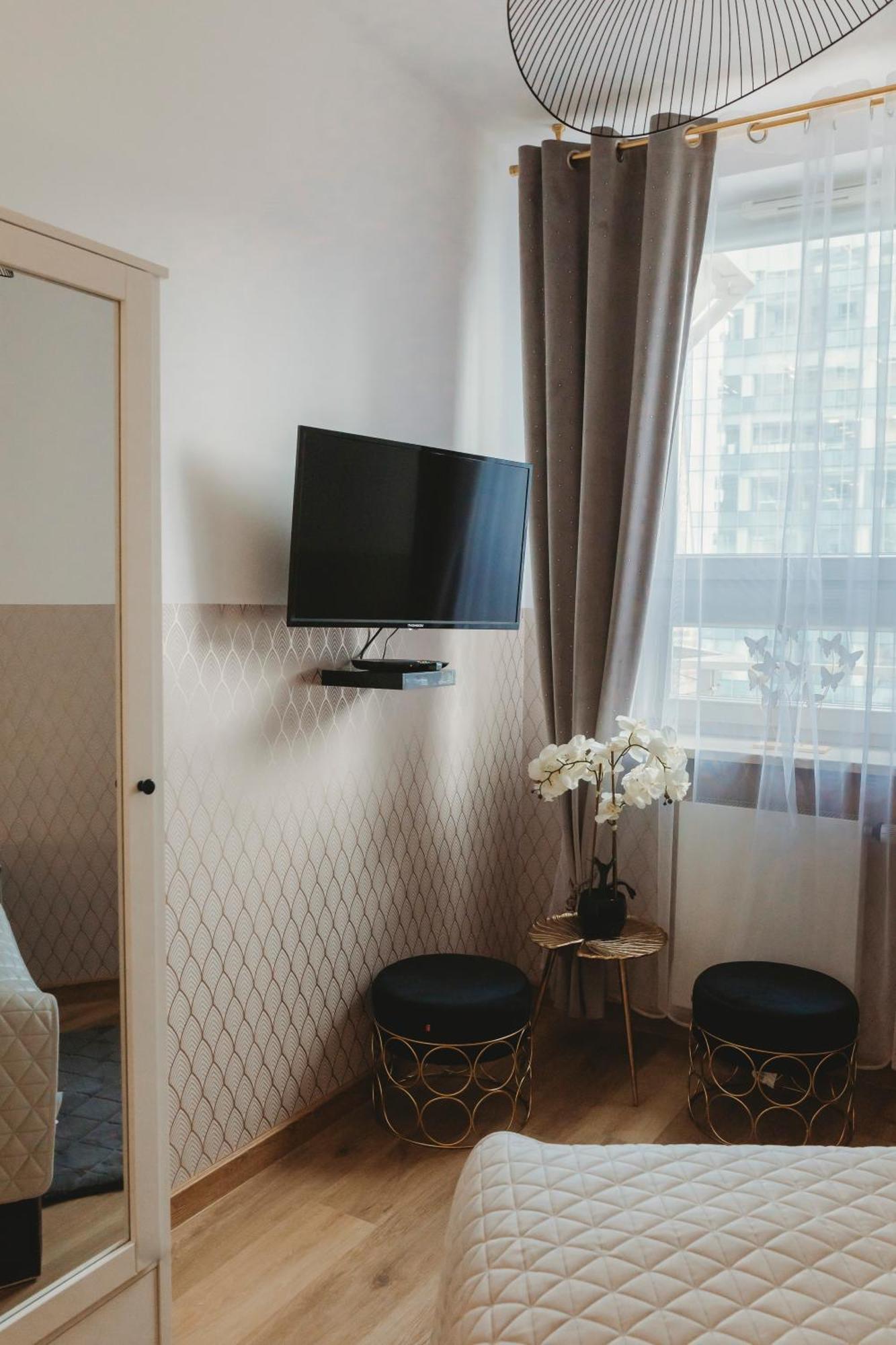 Clicktheflat Gdanski Center Prestige Apart Rooms Варшава Номер фото